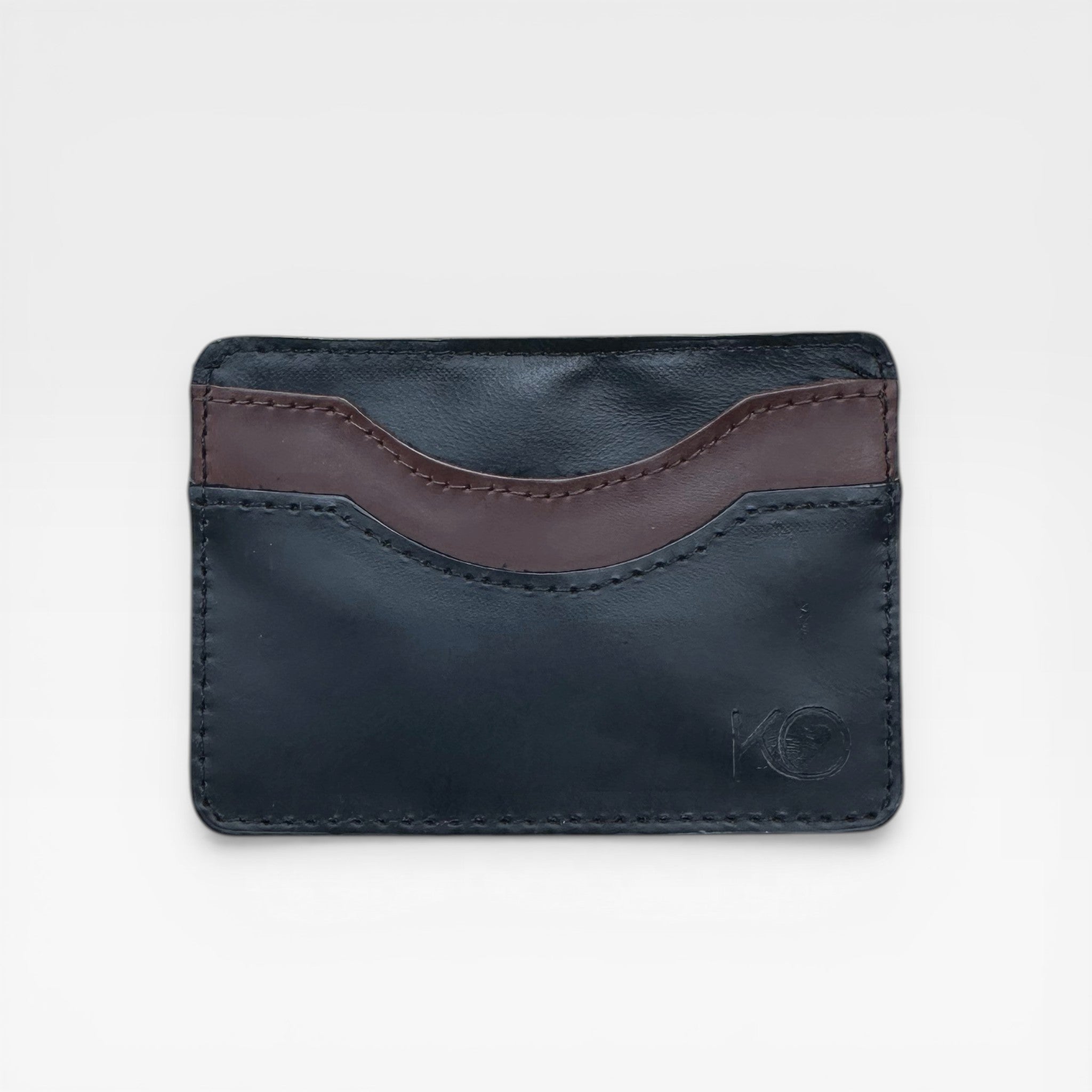 Tarjetero Hombre "Compact" – El Equilibrio Perfecto entre Tamaño y Utilidad