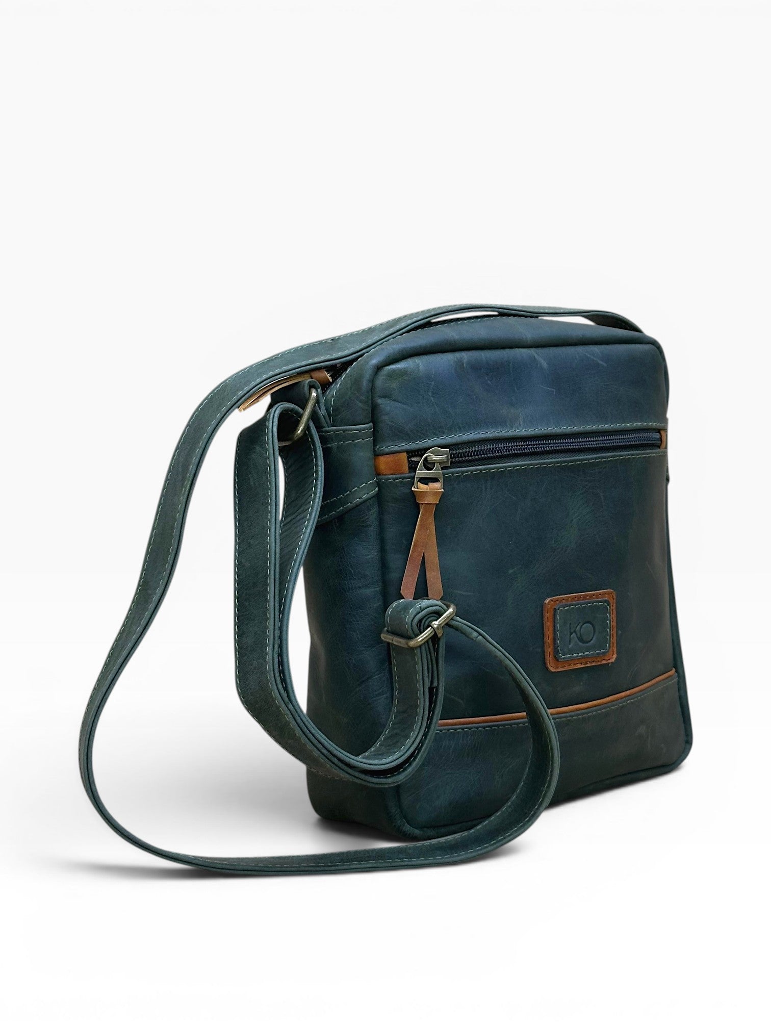 Bolso Manos Libres Cruzado en Cuero Genuino para Hombre — Diseño Minimalista