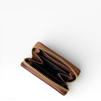 Billetera "Subtle" en Cuero legitimo de alta calidad – Elegancia sin Esfuerzo "Para la mujer que sabe que la verdadera distinción está en los detalles."