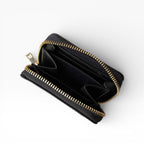 Billetera "Subtle" en Cuero legitimo de alta calidad – Elegancia sin Esfuerzo "Para la mujer que sabe que la verdadera distinción está en los detalles."