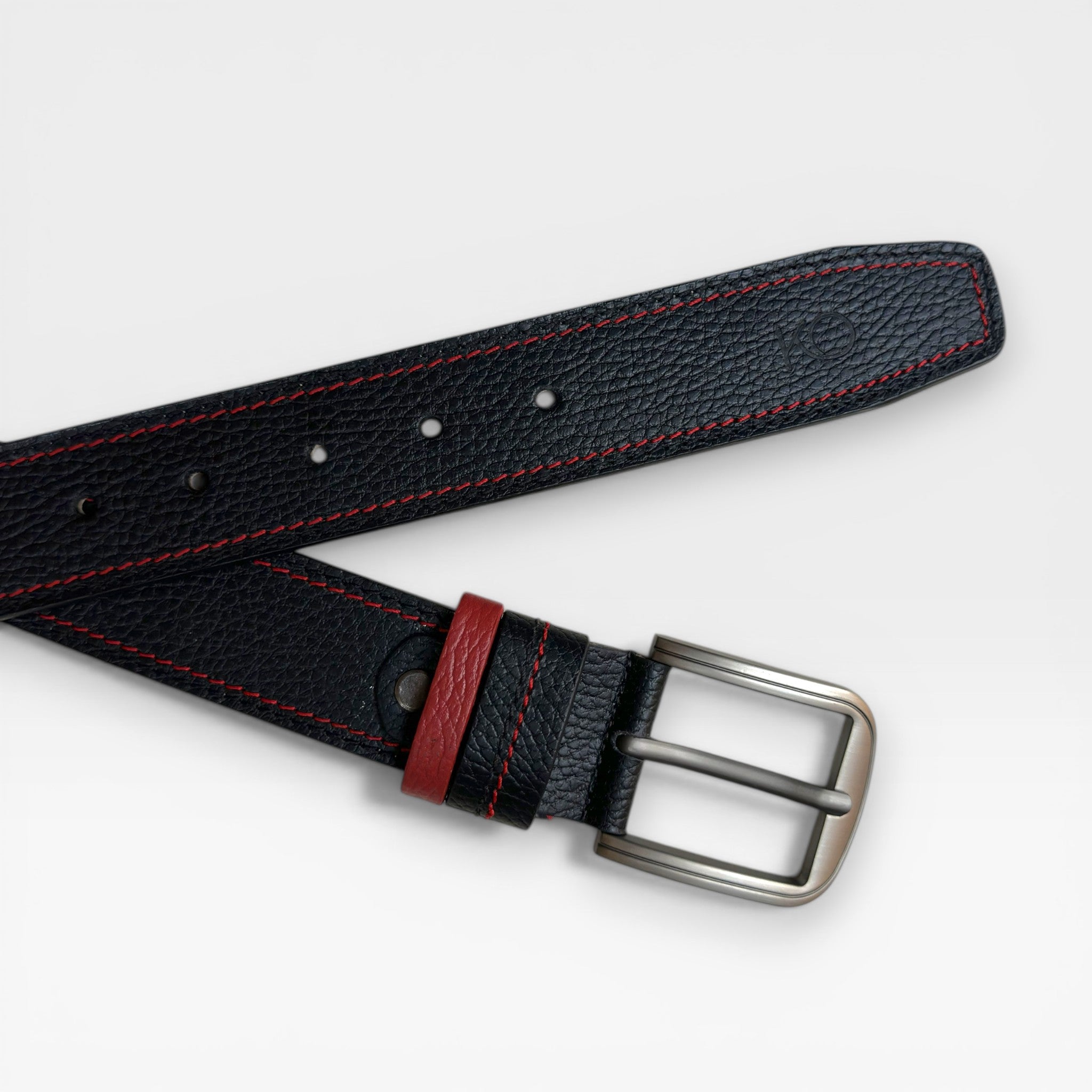 Cinturón Hombre "Bliss" – Confort Superior en Cuero Flexible "La suavidad que no sacrifica resistencia. El cinturón que se adapta a ti."