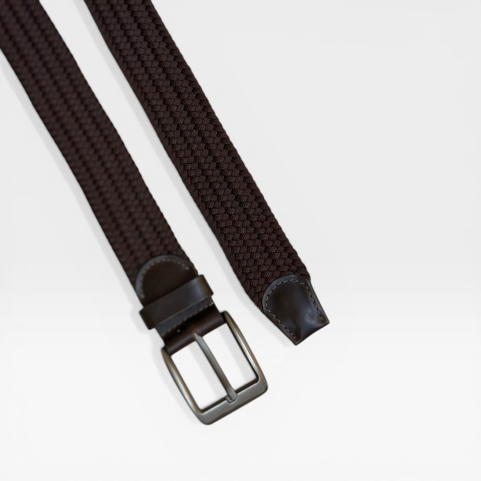 Cinturón Trenzado Elástico "Biarritz" – Detalle en Cuero Legítimo